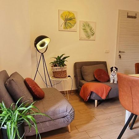 Apartment In The Smallest Town In The World Hum 外观 照片